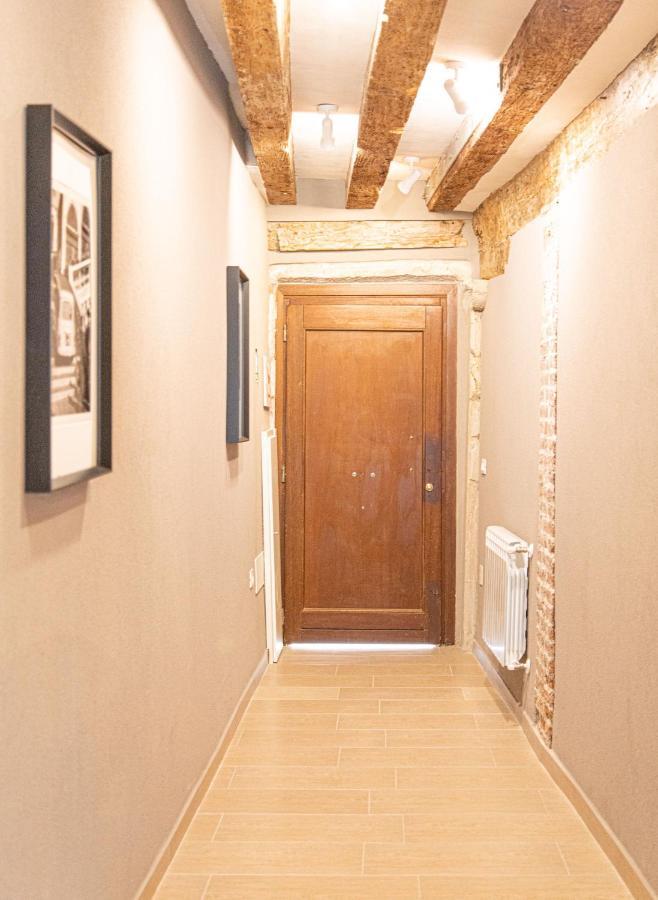 Ca' Leoncino - Venice Canal Front Apartment Luaran gambar